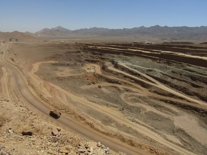 بهره‌برداری از معدن نخستین نیروگاه زغال‌سوز ایران آغاز شد/ استخراج زغال‌سنگ حرارتی برای نخستین بار در کشور