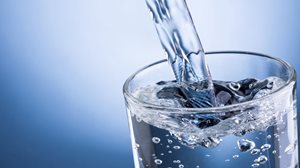 وزارت بهداشت: در هیچ یک از سامانه‌های آب آشامیدنی ویروس کرونا مشاهده نشده است