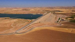 سامانه انتقال آب سد آزاد به دشت‌های قروه و دهگلان به بهره‌برداری رسید/ سرمایه‌گذاری 680 میلیارد تومانی وزارت نیرو در استان کردستان